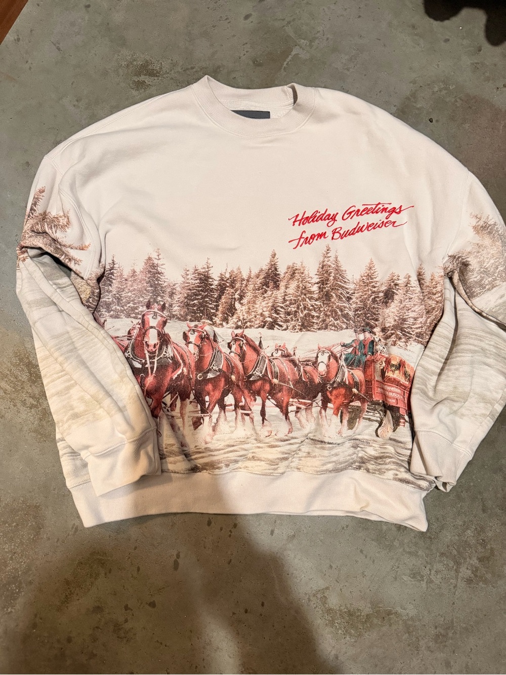 Abercrombie & Fitch Cream Crewneck Sweater with Red Holiday Print